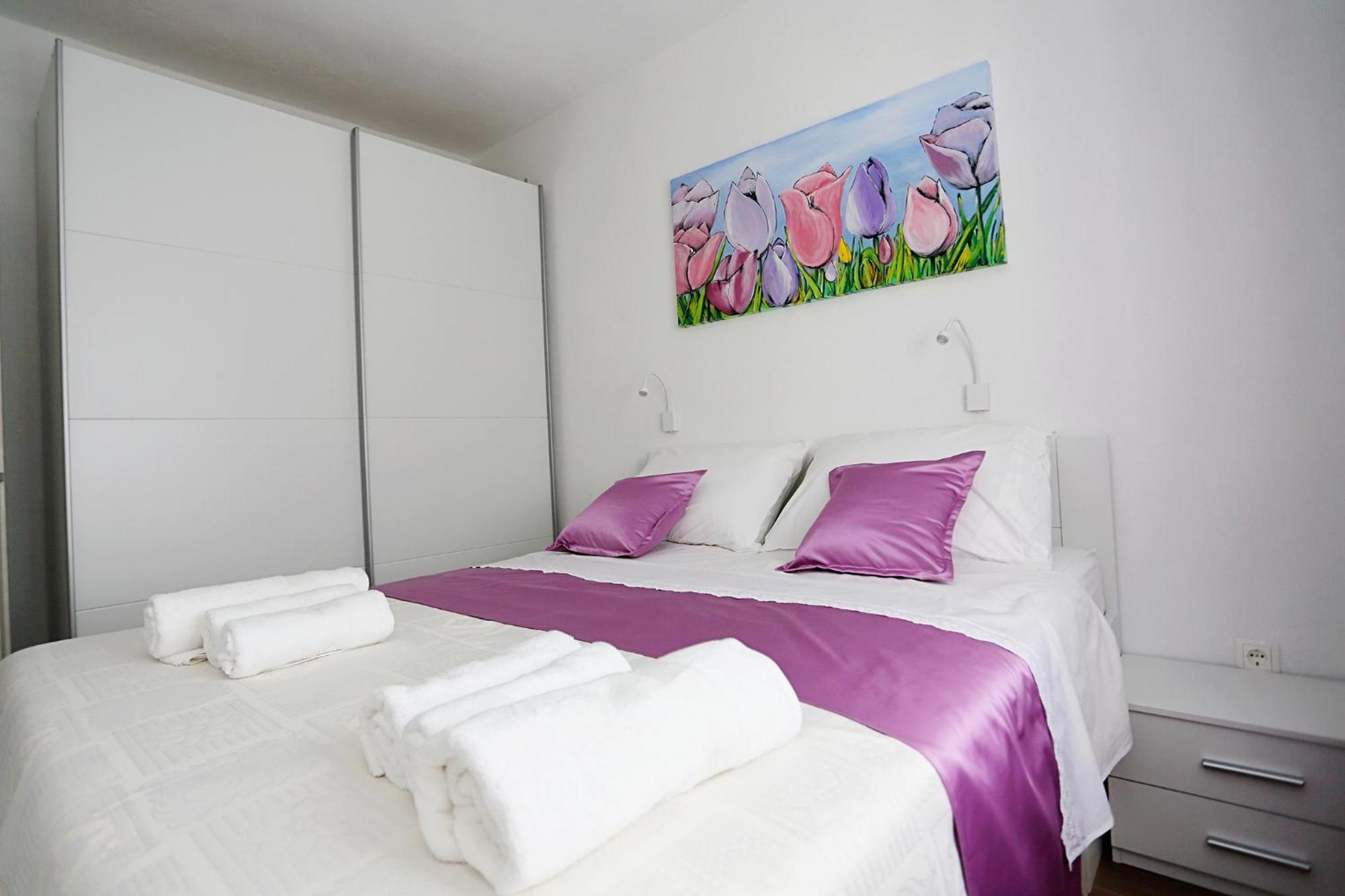 Apartments Romarin Supetar Exterior photo